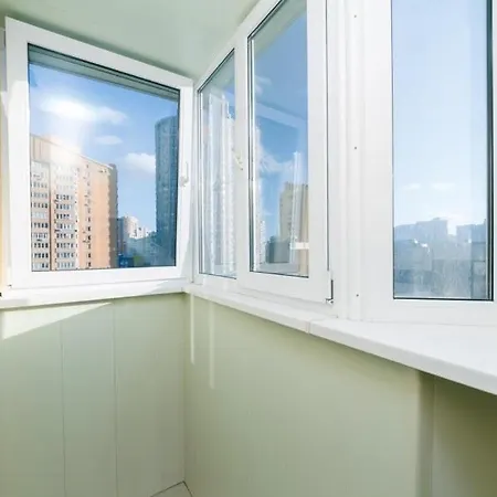 Большая Двухкомнатная На Княжем Затоне 21 Kyiv Exterior photo